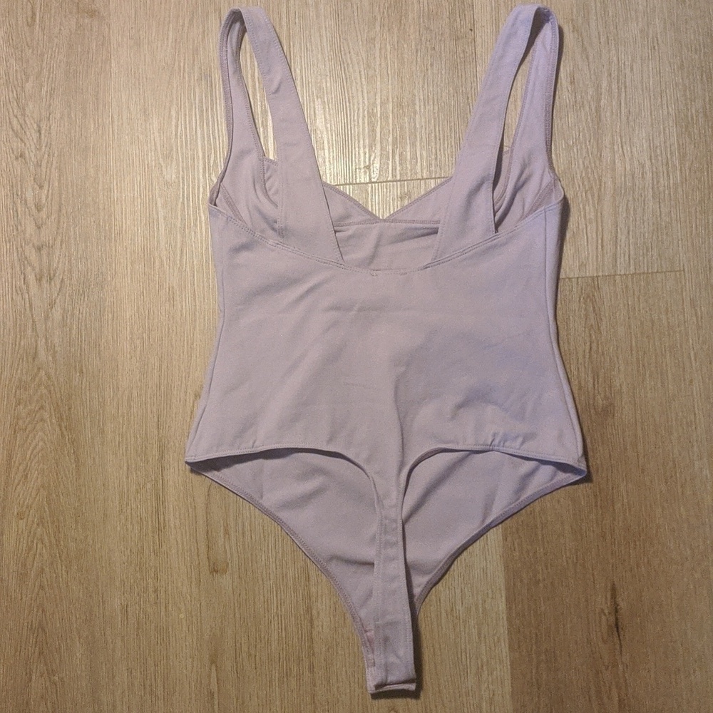 Free People Dusk til Dawn Bodysuit sz MED in Dusty Pink​​​​ - Picture 13 of 15